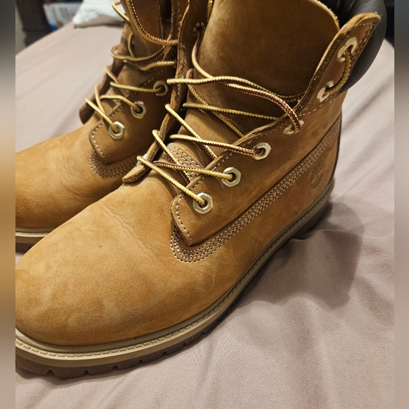 Timberland 6M 12909 Premium Internal Wedge Wheat Boots - Picture 5 of 16